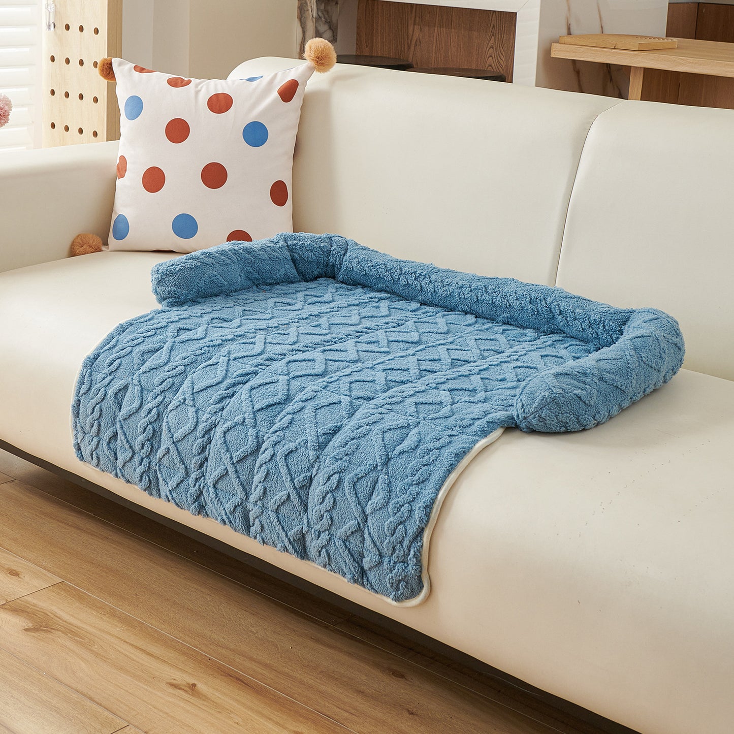 Thickened, warm and slip-resistant pet mat