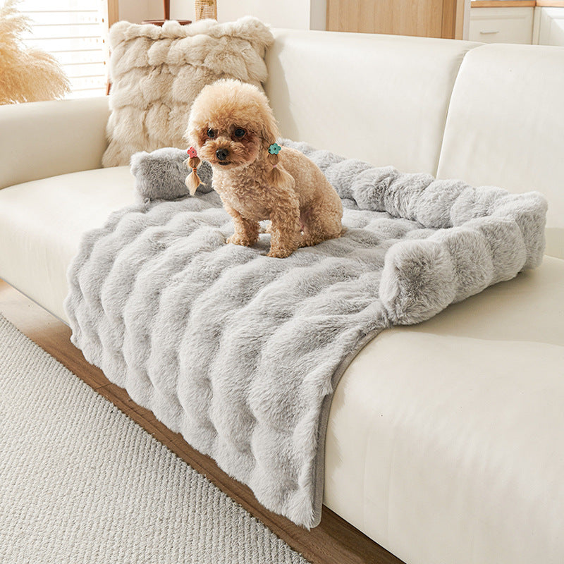 Thickened, warm and slip-resistant pet mat
