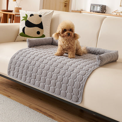 Thickened, warm and slip-resistant pet mat